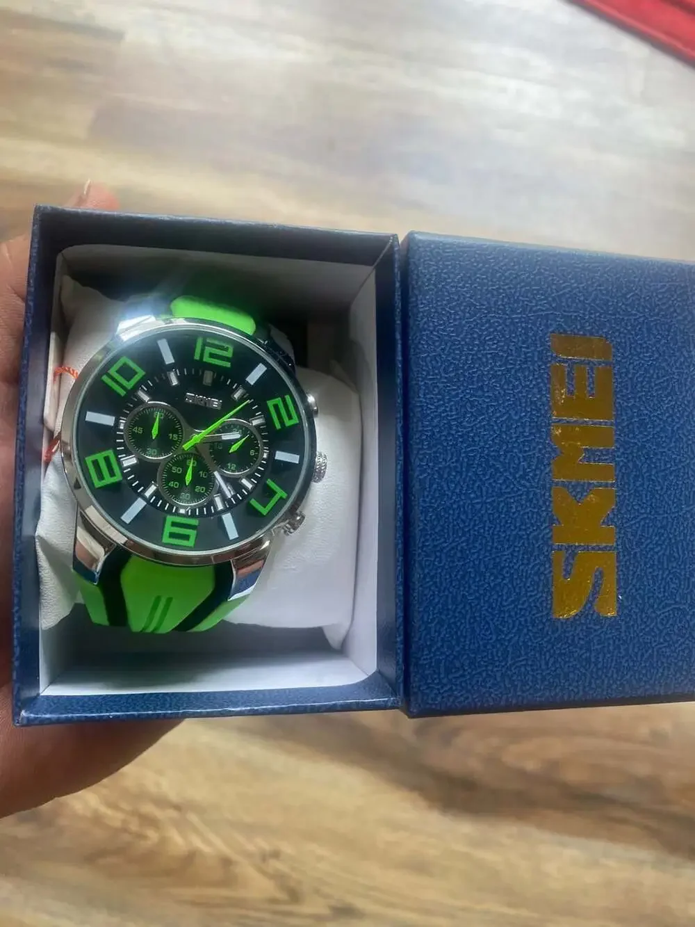 SKMEI 9128 Men's Quartz Watch Green Dial Silicone Strap